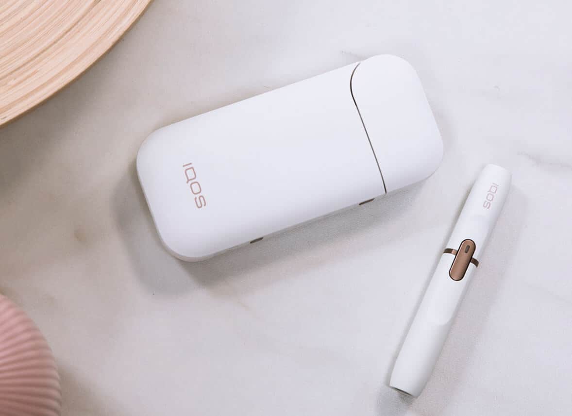 Fumer la cigarette électronique IQOS