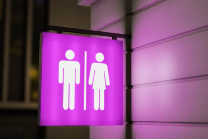 Bien-être des collaboratrices : les bénéfices d’un distributeur de serviettes hygiéniques